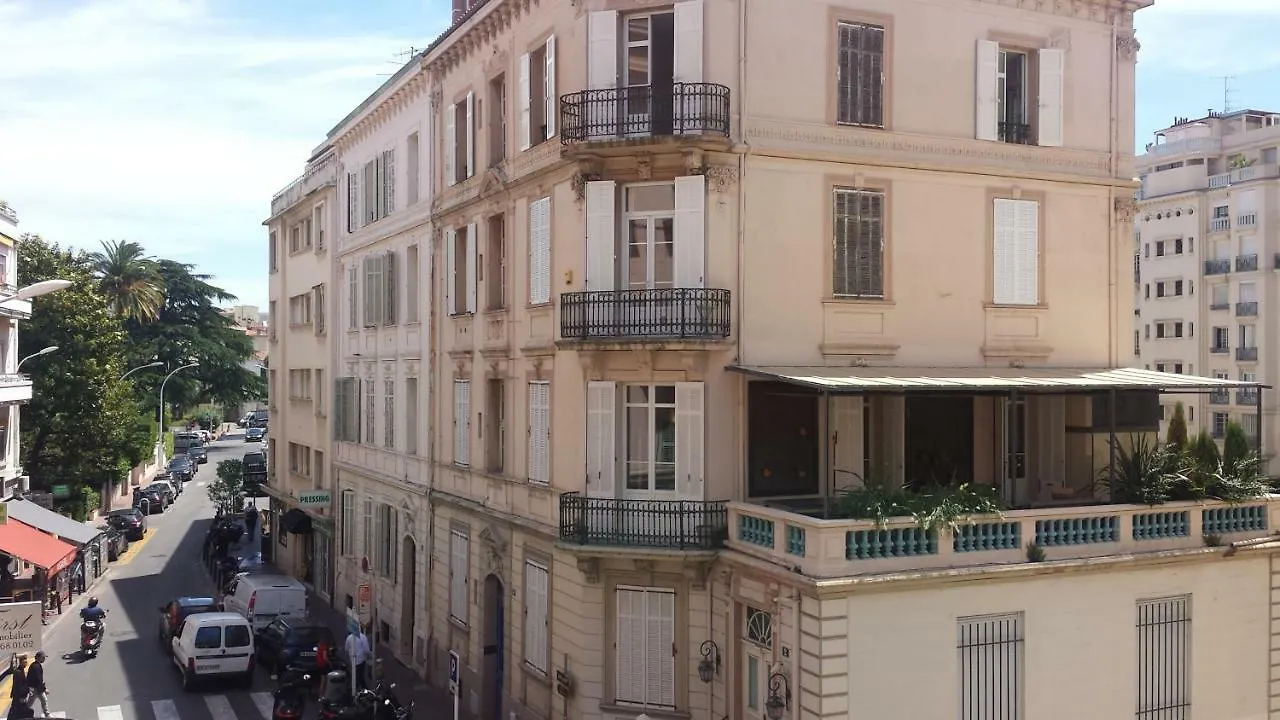 Tony Allard Cannes Apartment 0*,